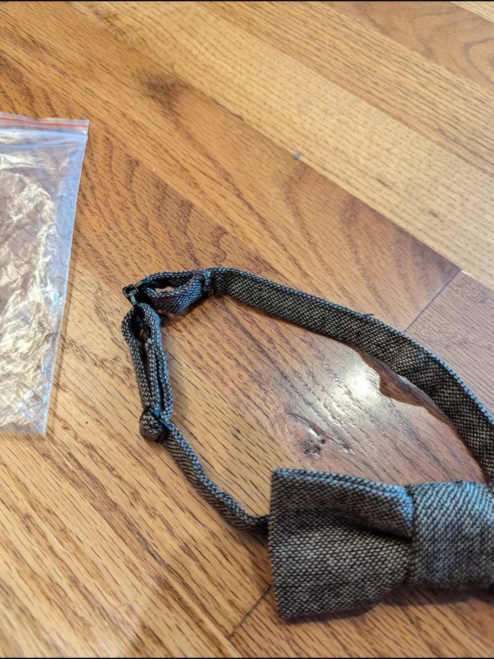 Boys Gray Bow Tie - Unbranded But New